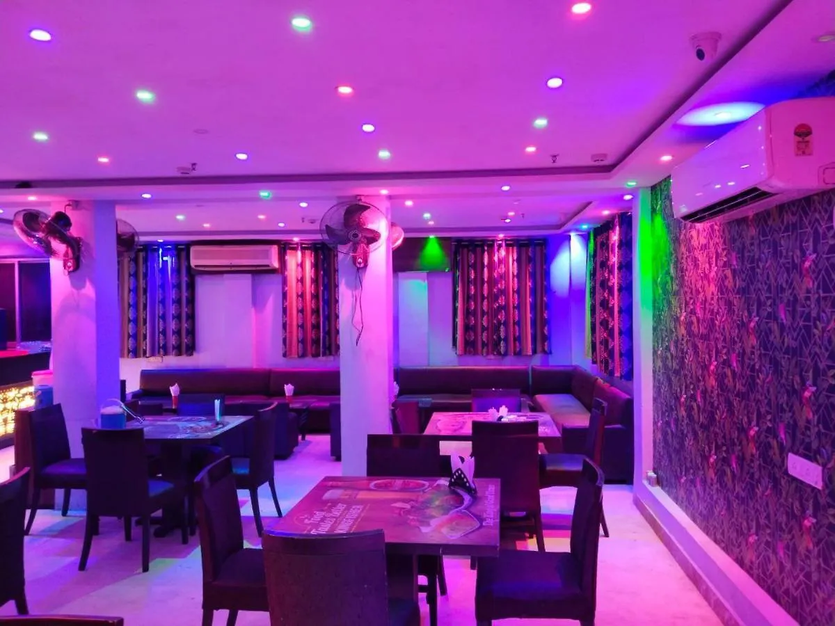 7 Business Hotels Near New Market Kolkata Worth Booking
