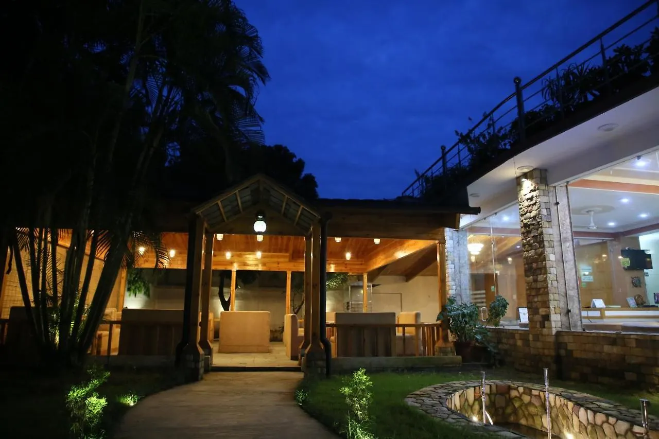 Staying Near Dehradun Clock Tower: 6 Budget Hotels Compared
