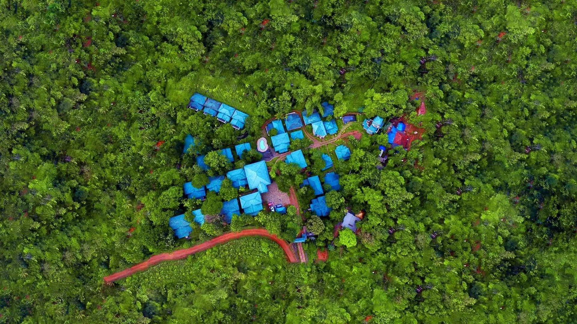Where to Stay Near Lakkidi Viewpoint: 4 Family Hotels
