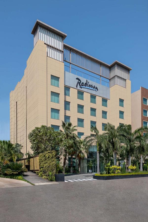 4 Business Hotels Close to Kingdom of Dreams Gurgaon