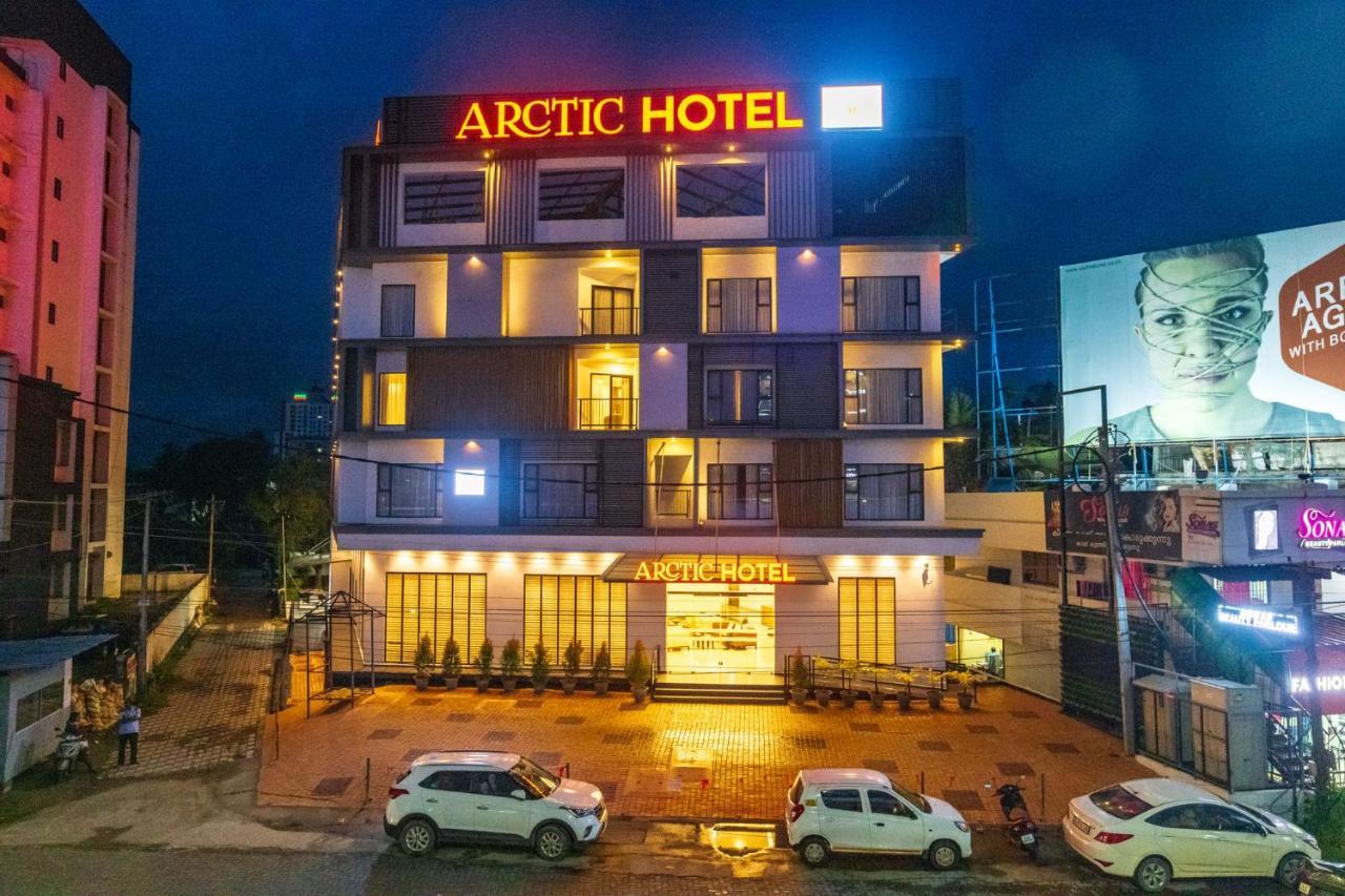 4 Family Hotels Worth Booking Near Kerala Folklore Museum